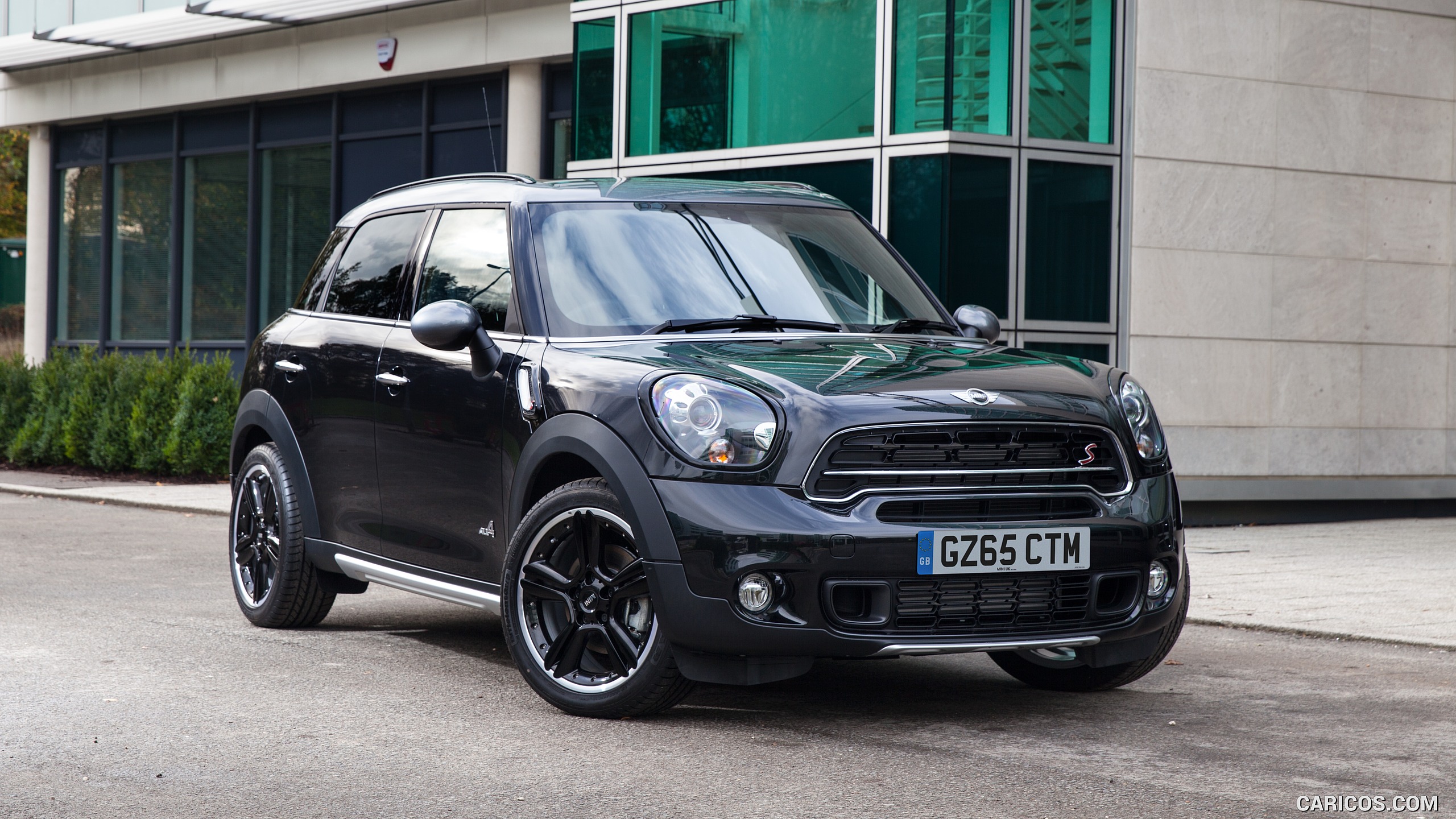 2016 MINI Countryman Special Edition - Front, #1 of 13