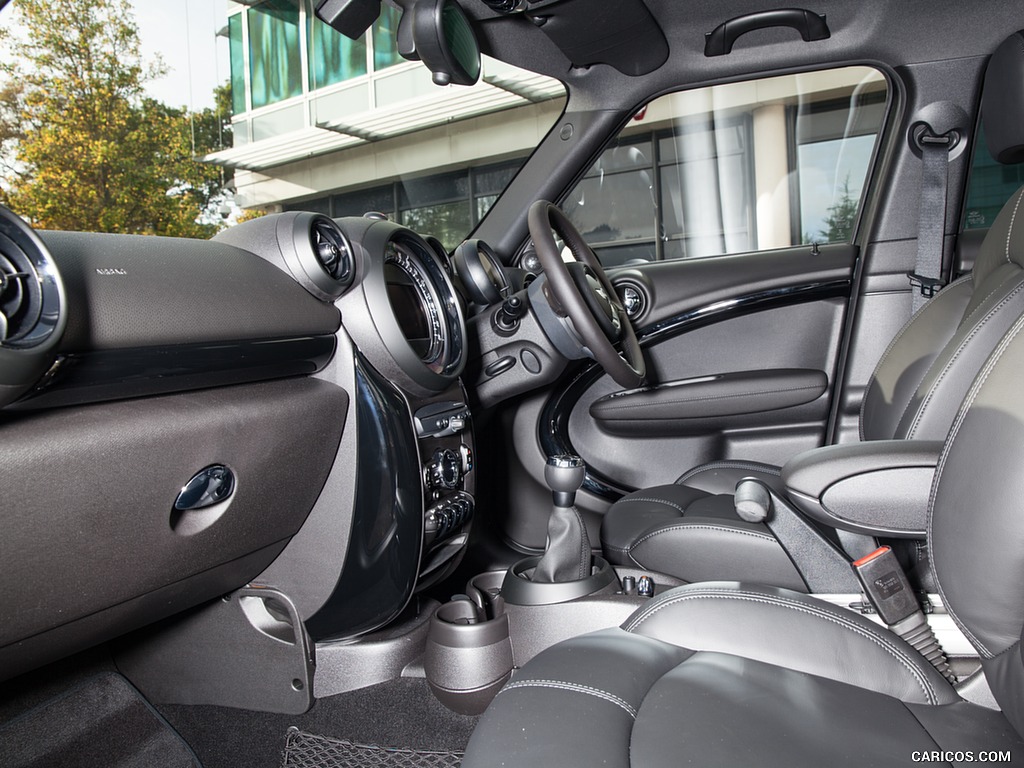 2016 MINI Countryman Special Edition - Interior