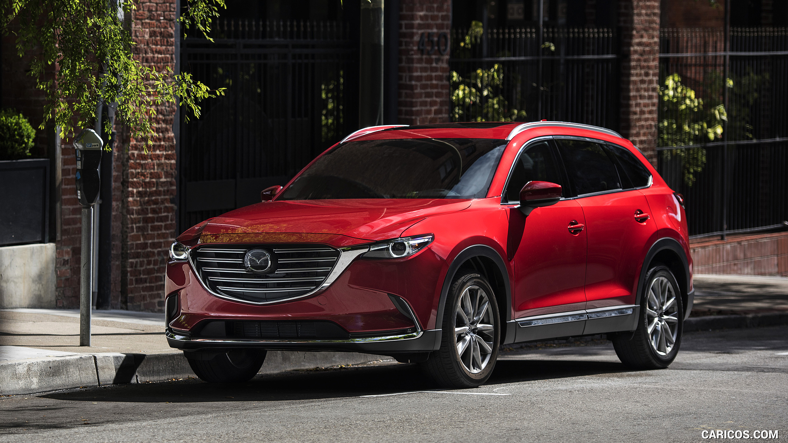 2016 Mazda CX-9 - Front Three-Quarter, #40 of 69