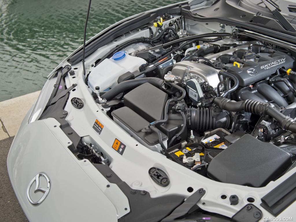 2016 Mazda MX-5 Miata (Euro-Spec)  - Engine