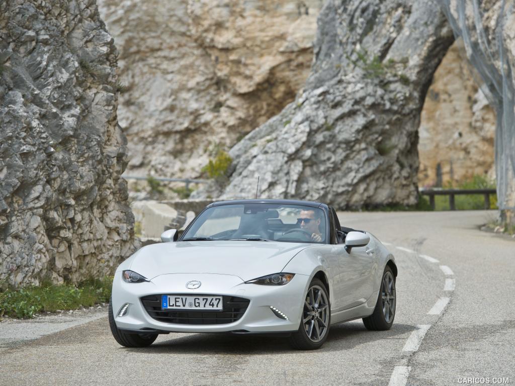 2016 Mazda MX-5 Miata (Euro-Spec)  - Front