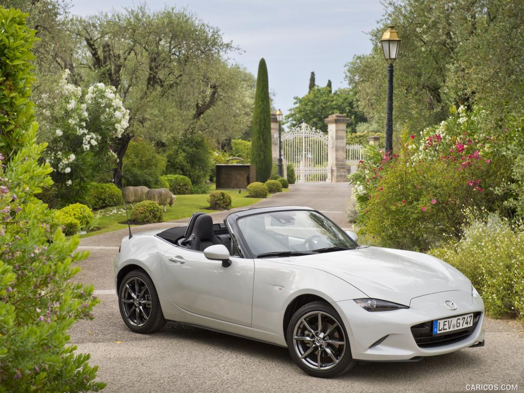 2016 Mazda MX-5 Miata (Euro-Spec)  - Front