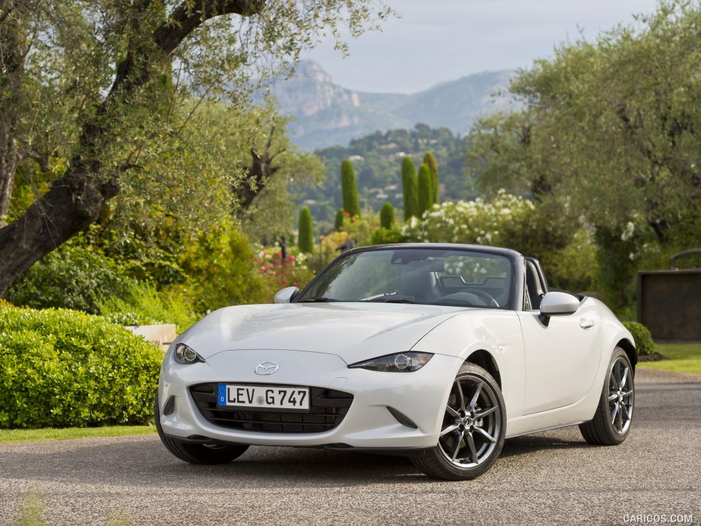 2016 Mazda MX-5 Miata (Euro-Spec)  - Front