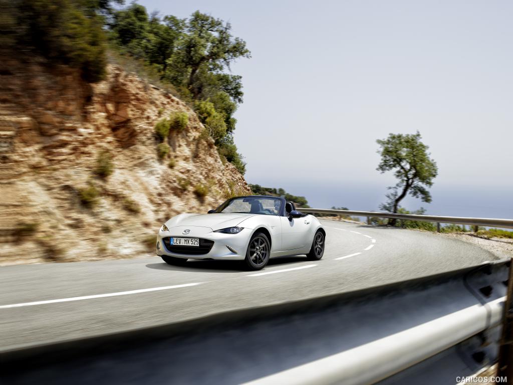 2016 Mazda MX-5 Miata (Euro-Spec)  - Front