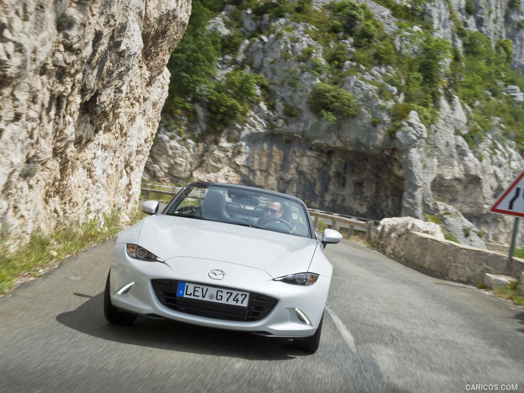 2016 Mazda MX-5 Miata (Euro-Spec)  - Front