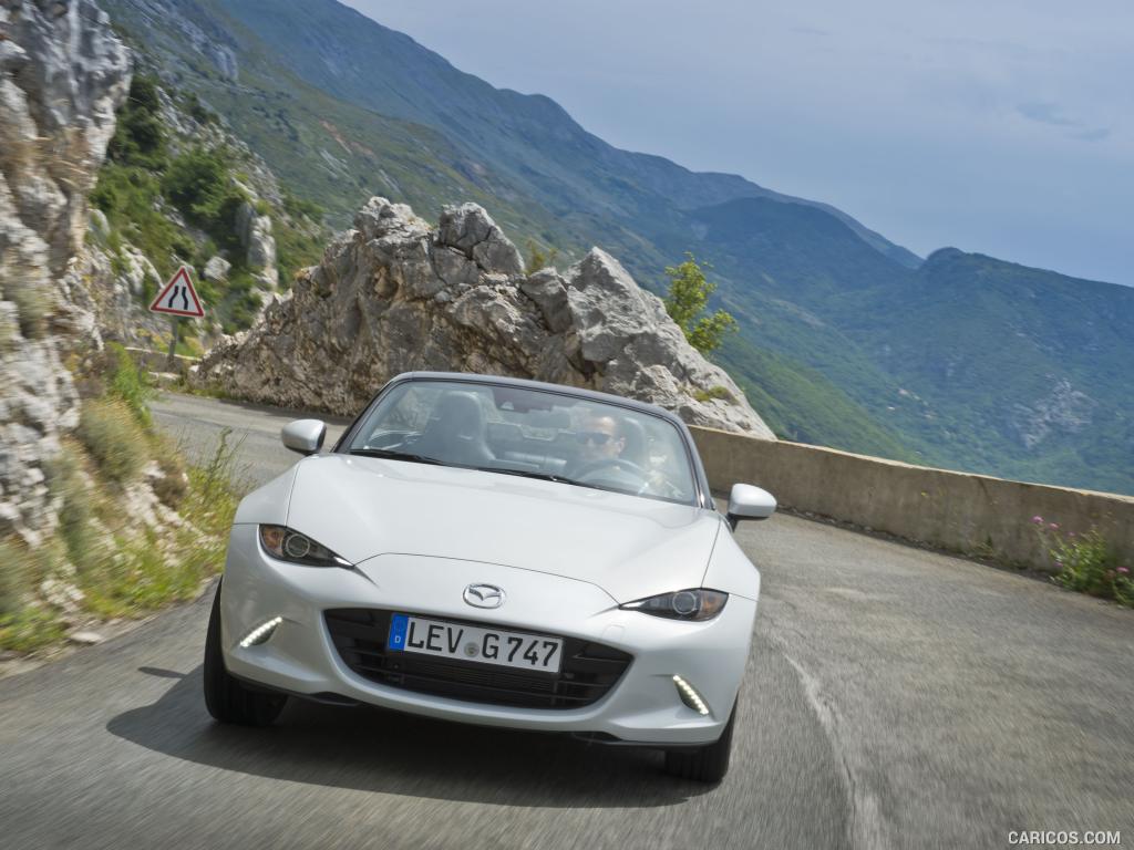 2016 Mazda MX-5 Miata (Euro-Spec)  - Front