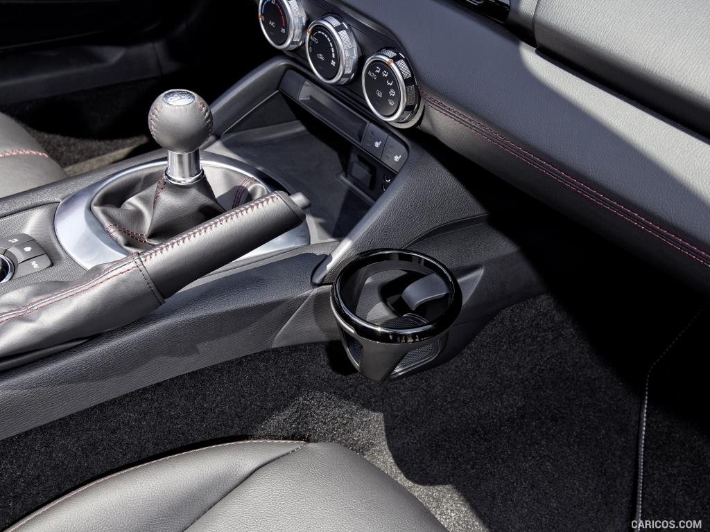 2016 Mazda MX-5 Miata (Euro-Spec)  - Interior Detail