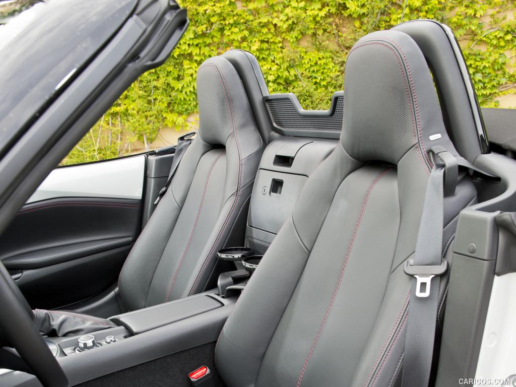 2016 Mazda MX-5 Miata (Euro-Spec)  - Interior Detail