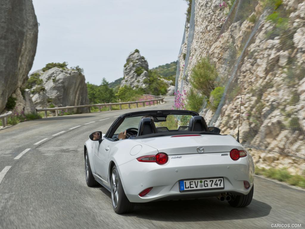 2016 Mazda MX-5 Miata (Euro-Spec)  - Rear