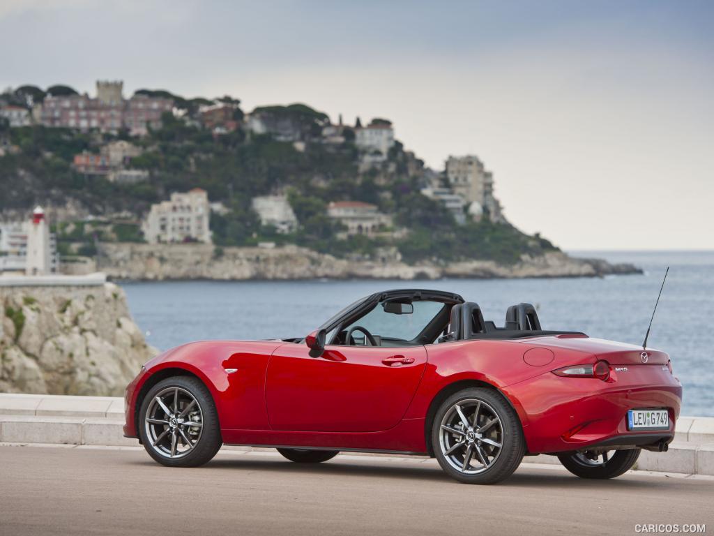 2016 Mazda MX-5 Miata (Euro-Spec)  - Side