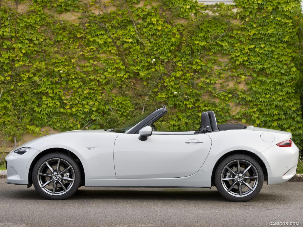 2016 Mazda MX-5 Miata (Euro-Spec)  - Side