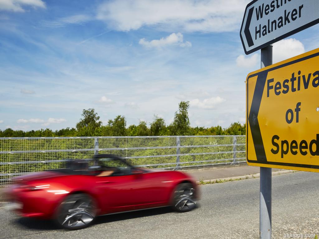 2016 Mazda MX-5 Miata (Euro-Spec)  - Side