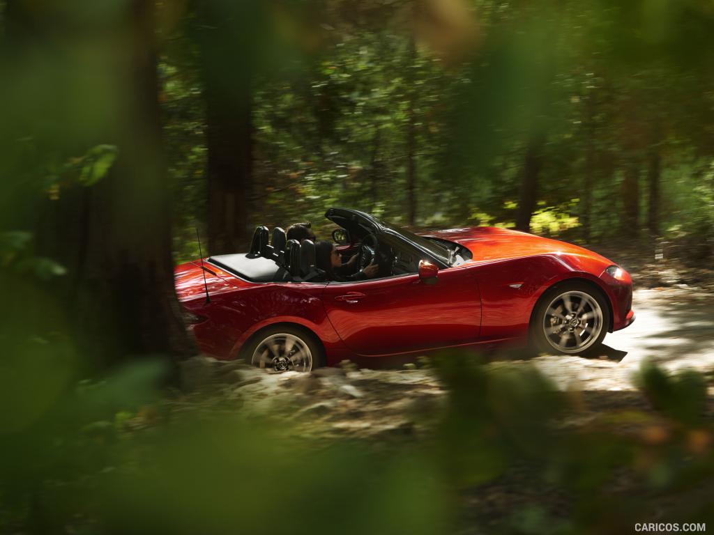 2016 Mazda MX-5 Miata (Euro-Spec)  - Side