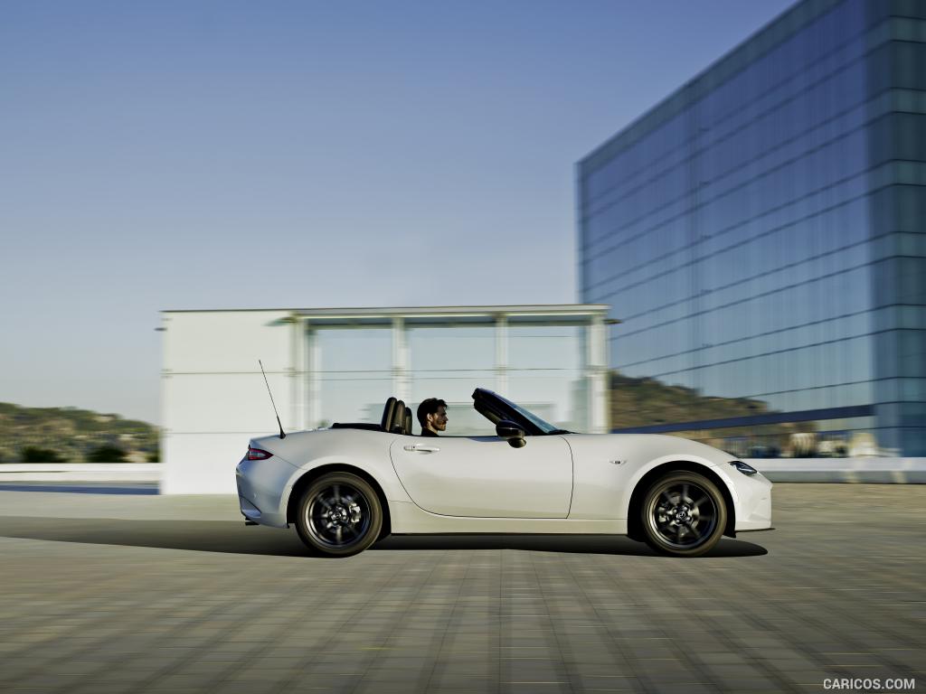 2016 Mazda MX-5 Miata (Euro-Spec)  - Side