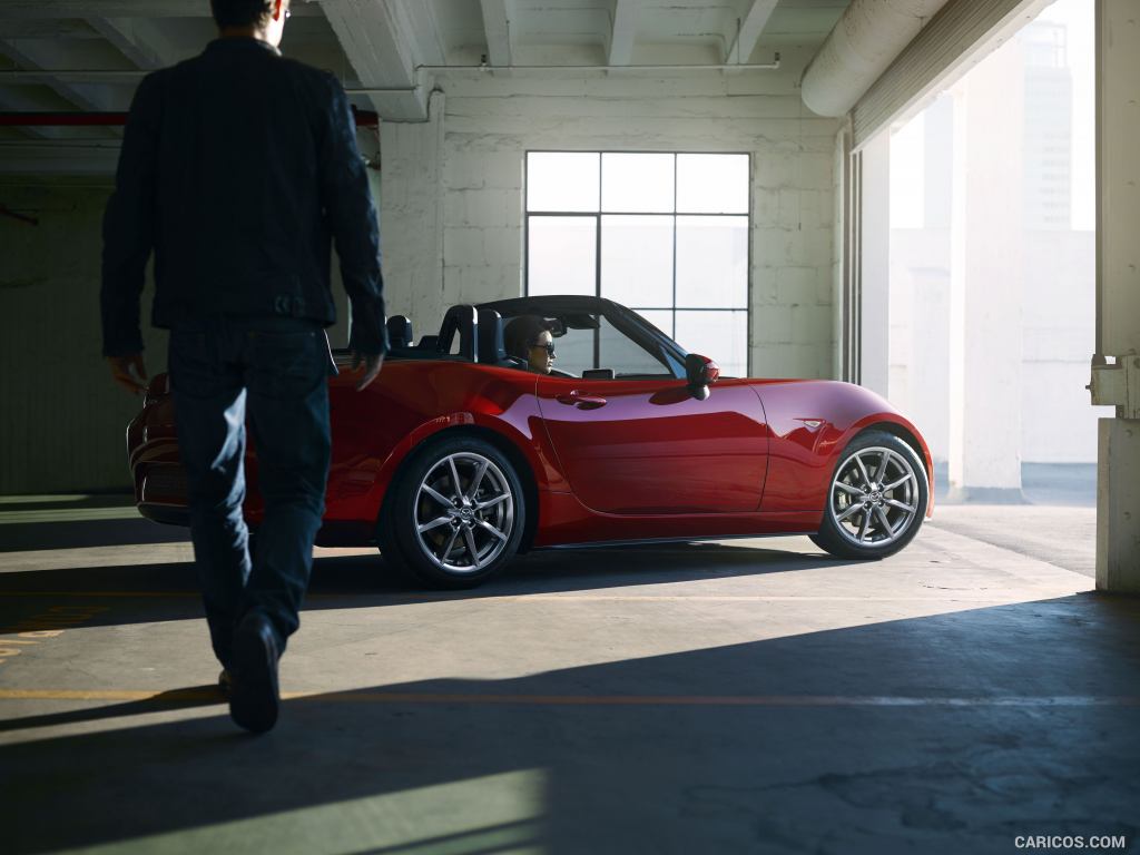 2016 Mazda MX-5 Miata (Euro-Spec)  - Side