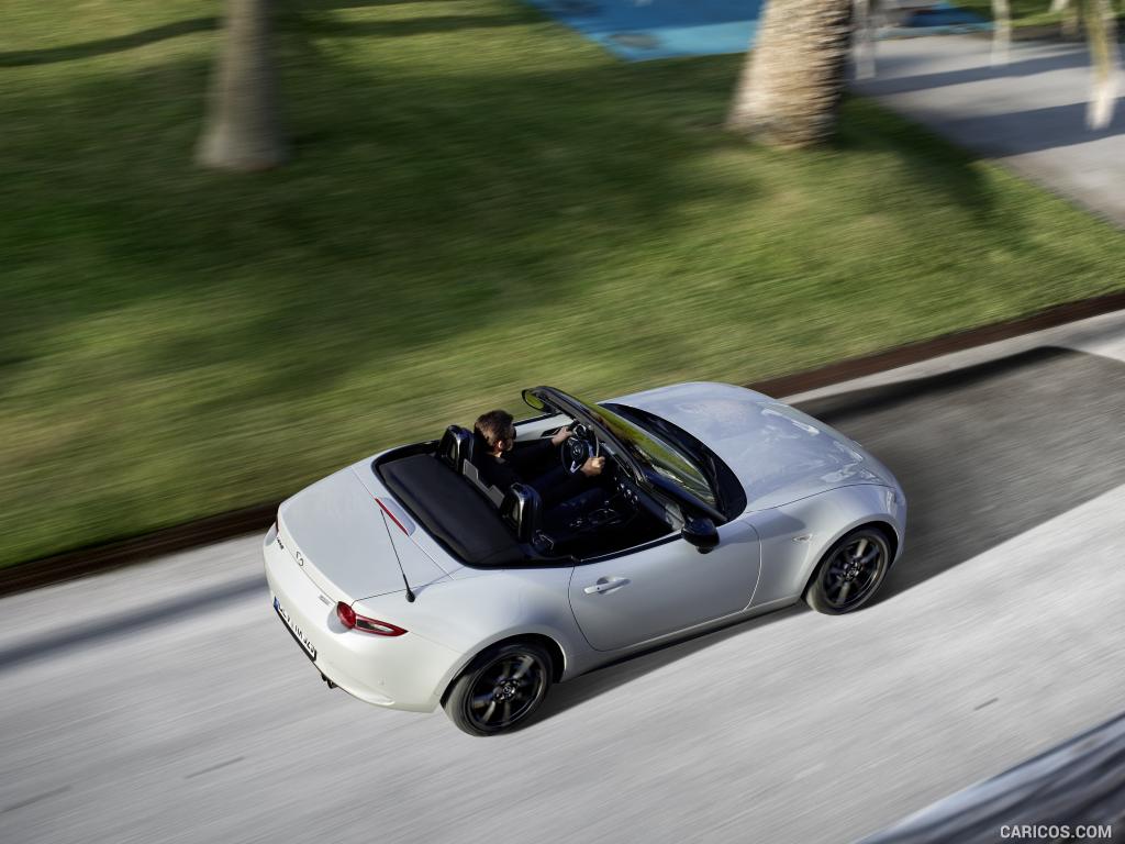 2016 Mazda MX-5 Miata (Euro-Spec)  - Top