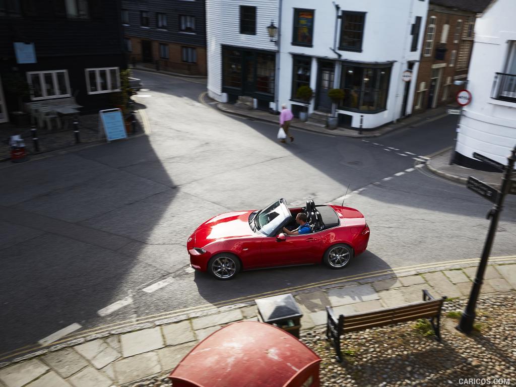 2016 Mazda MX-5 Miata (Euro-Spec)  - Top