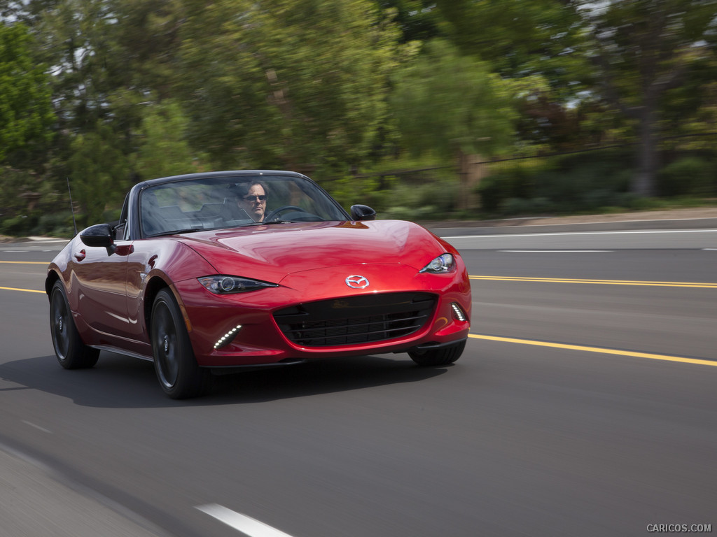 2016 Mazda MX-5 Miata (US-Spec) - Front