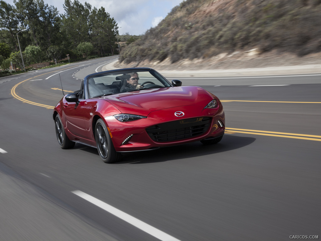 2016 Mazda MX-5 Miata (US-Spec) - Front