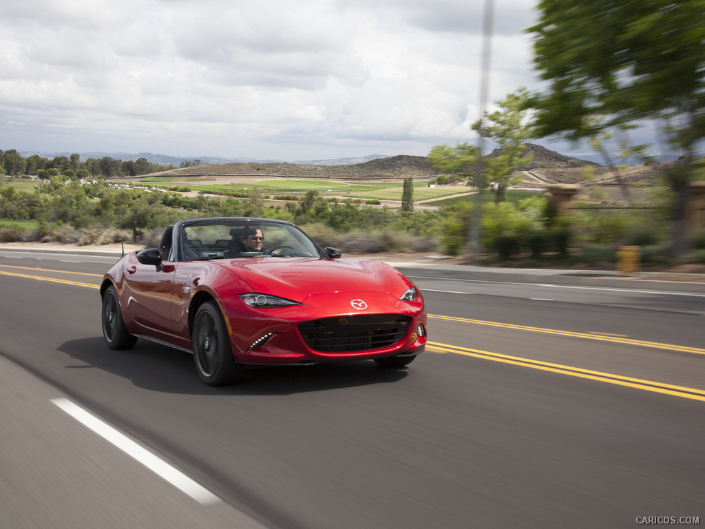 2016 Mazda MX-5 Miata (US-Spec) - Front