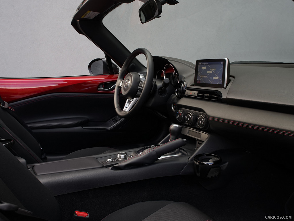 2016 Mazda MX-5 Miata (US-Spec) - Interior