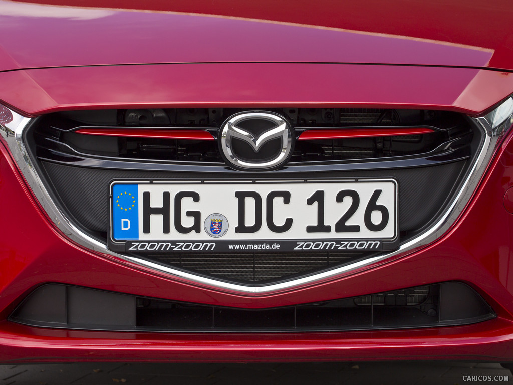 2016 Mazda2  - Grille