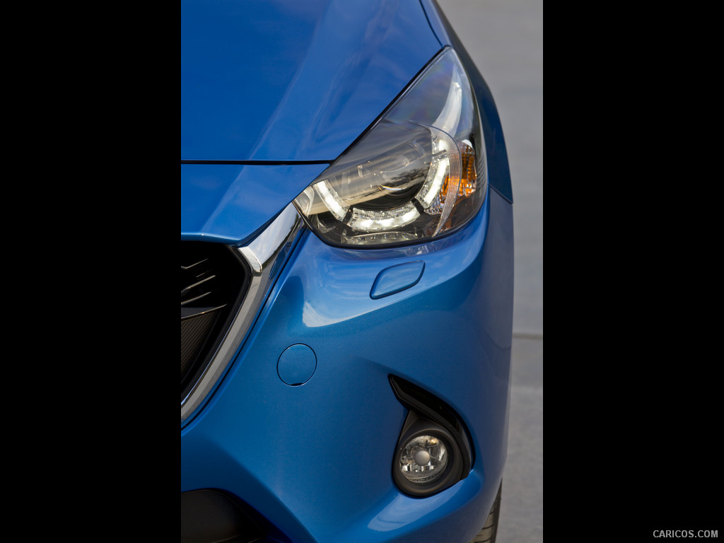 2016 Mazda2  - Headlight