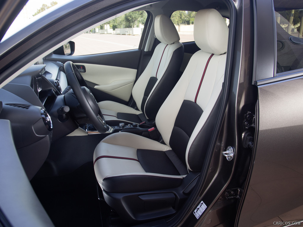 2016 Mazda2  - Interior