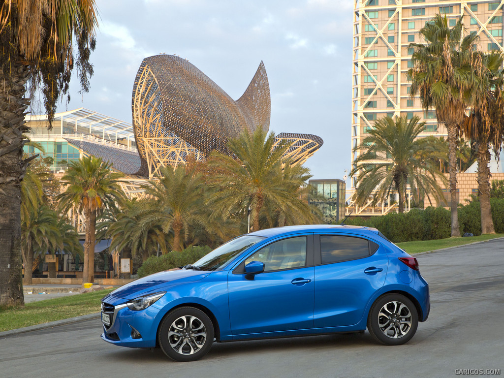 2016 Mazda2  - Side