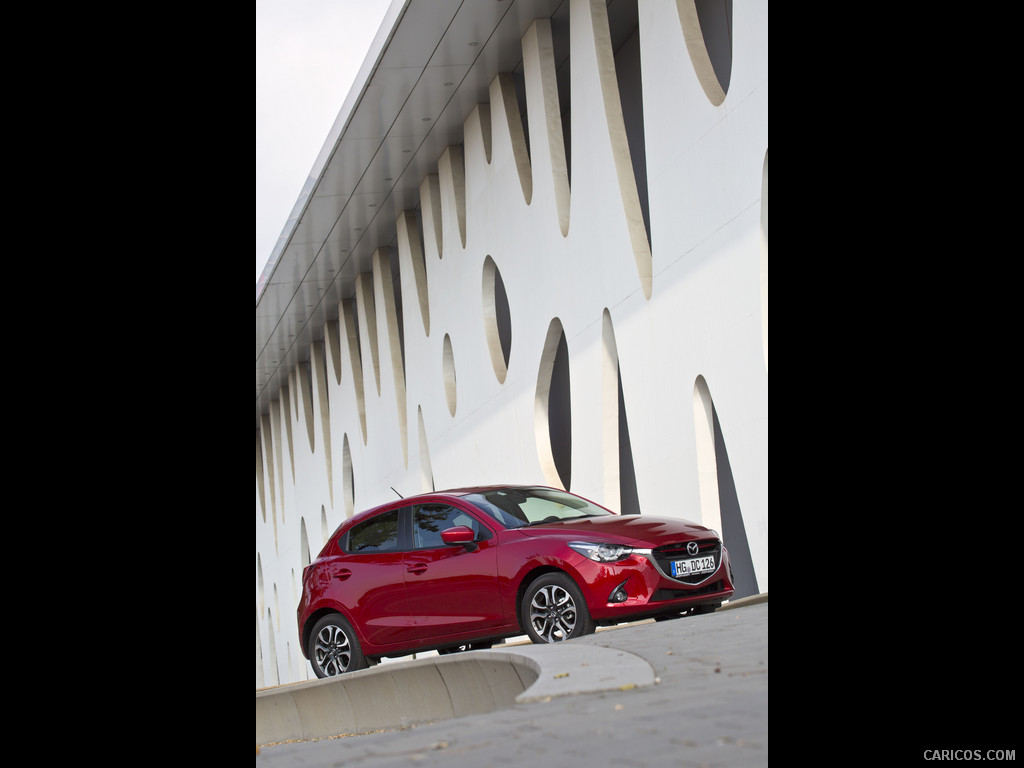 2016 Mazda2  - Side