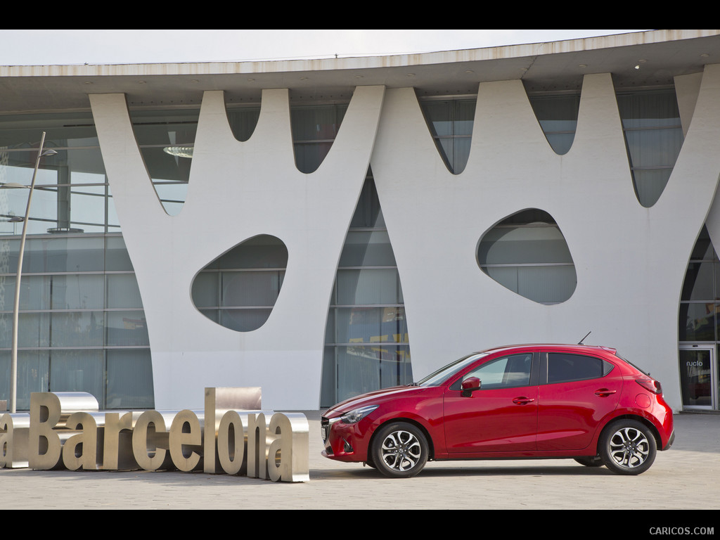 2016 Mazda2  - Side