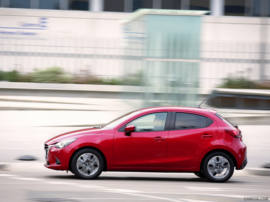 2016 Mazda2  - Side