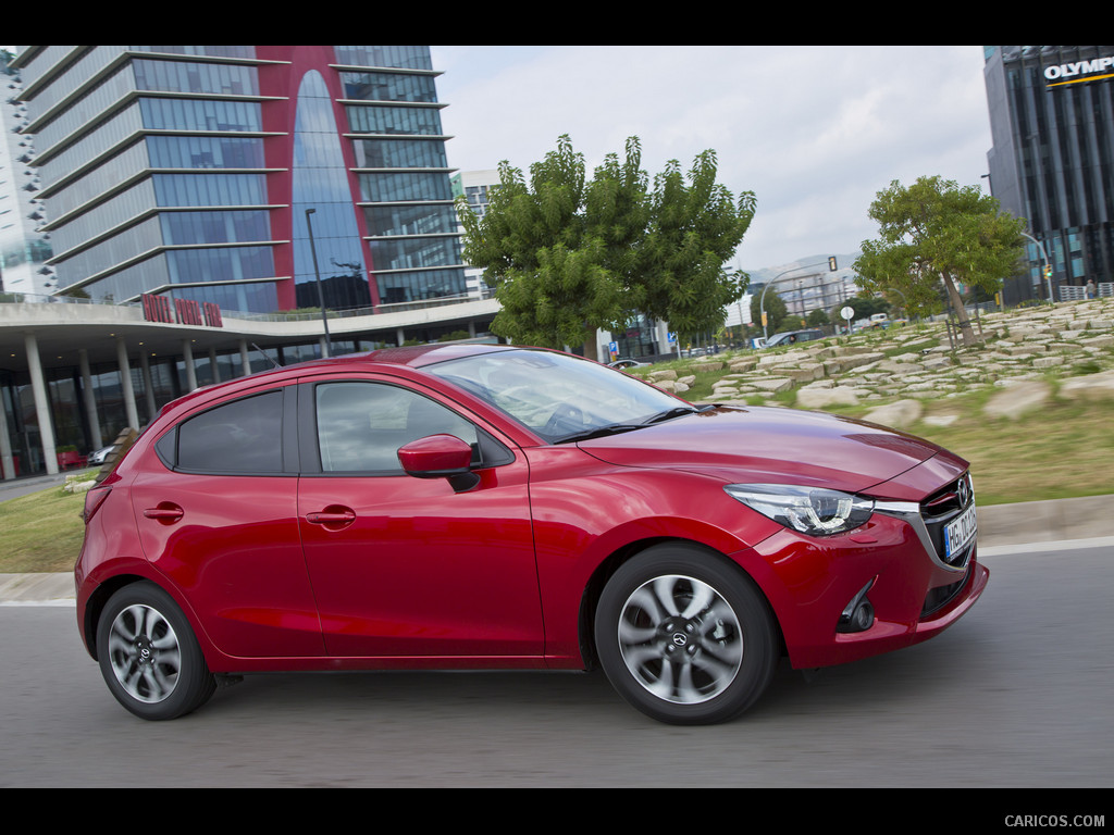 2016 Mazda2  - Side