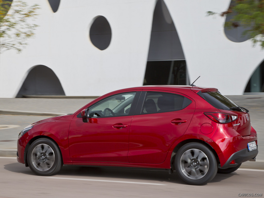 2016 Mazda2  - Side