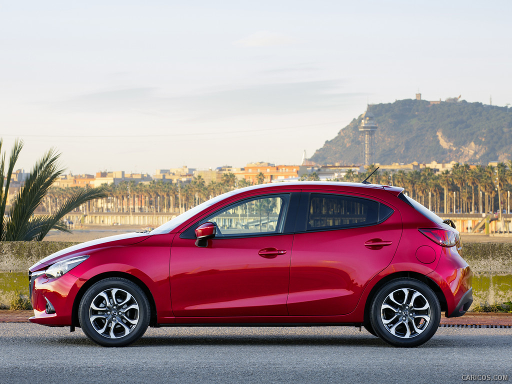 2016 Mazda2  - Side