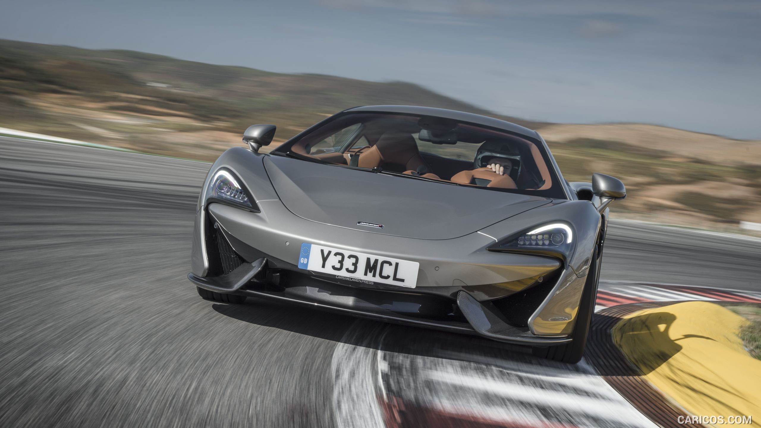 2016 McLaren 570S Coupe (Color: Blade Silver) - Front, #57 of 192