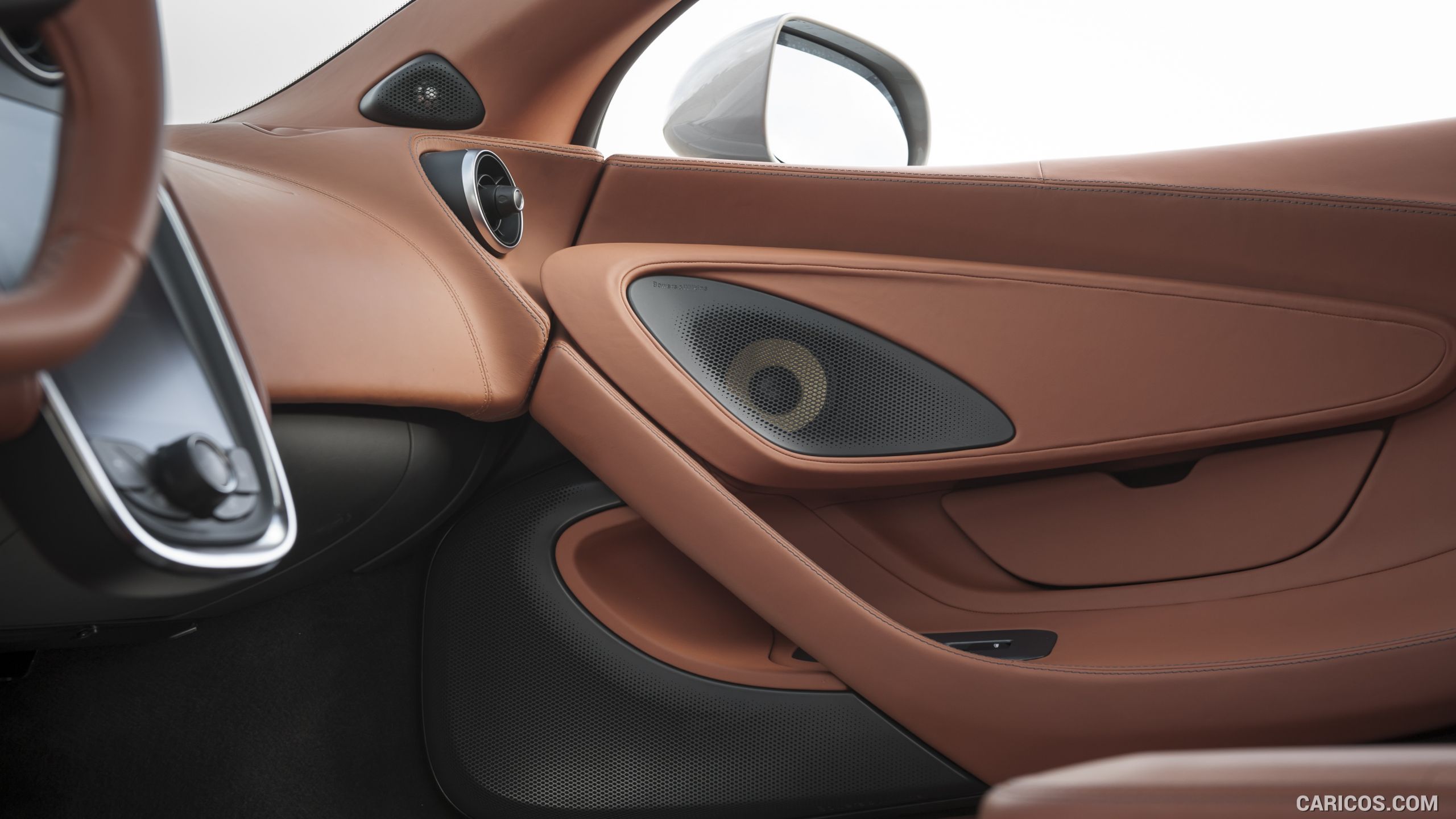 2016 McLaren 570S Coupe (Color: Blade Silver) - Interior, Detail, #77 of 192