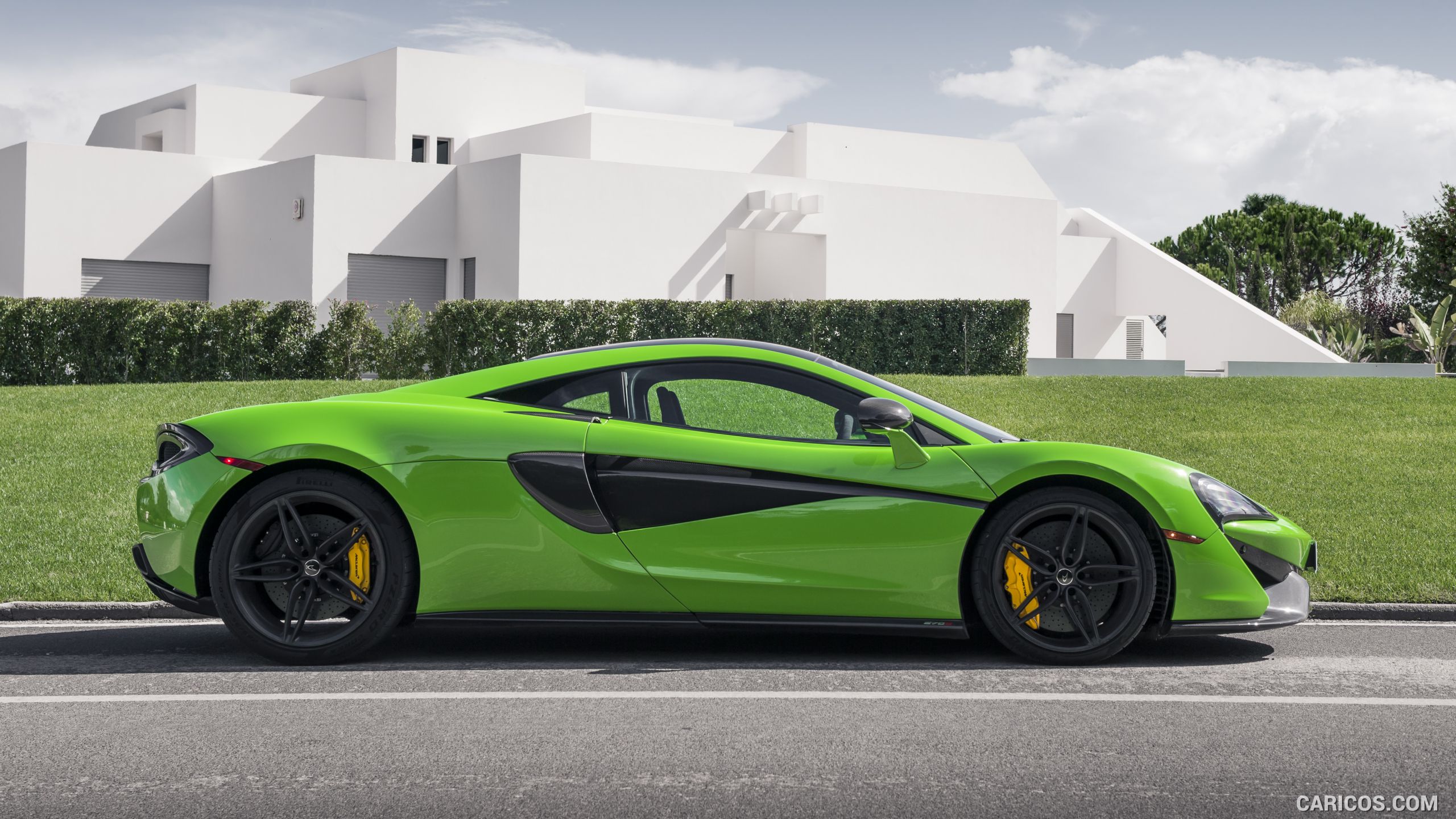 2016 McLaren 570S Coupe (Color: Mantis Green) - Side, #93 of 192