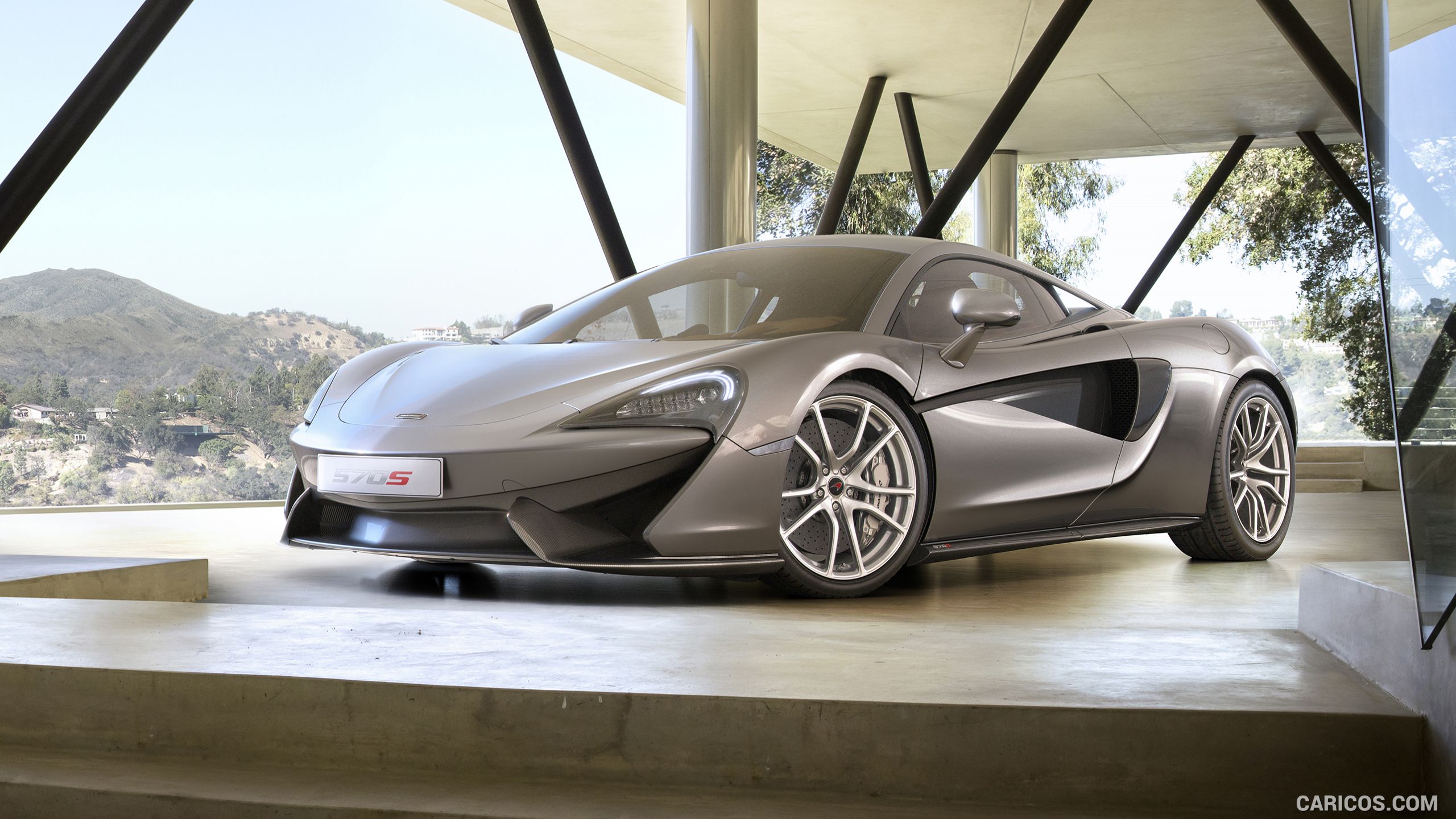 2016 McLaren 570S Coupe  - Front, #7 of 192