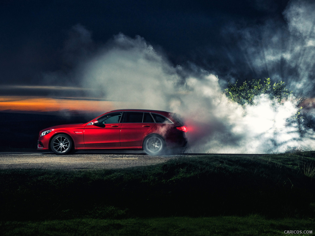 2016 Mercedes-AMG C63 S Estate (UK-Spec) - Burnout - Side