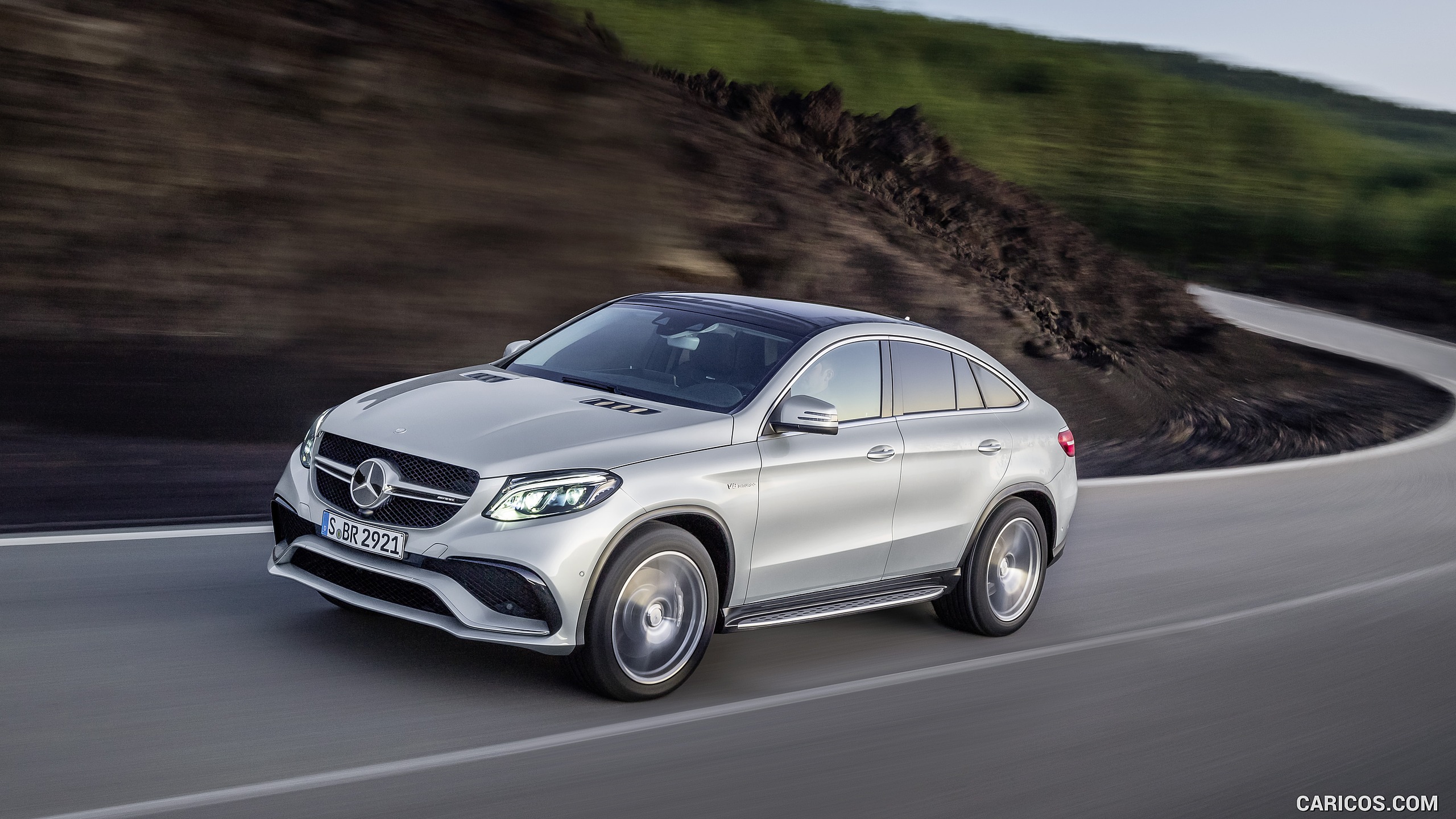 2016 Mercedes-AMG GLE 63 Coupe 4MATIC - Front | Caricos