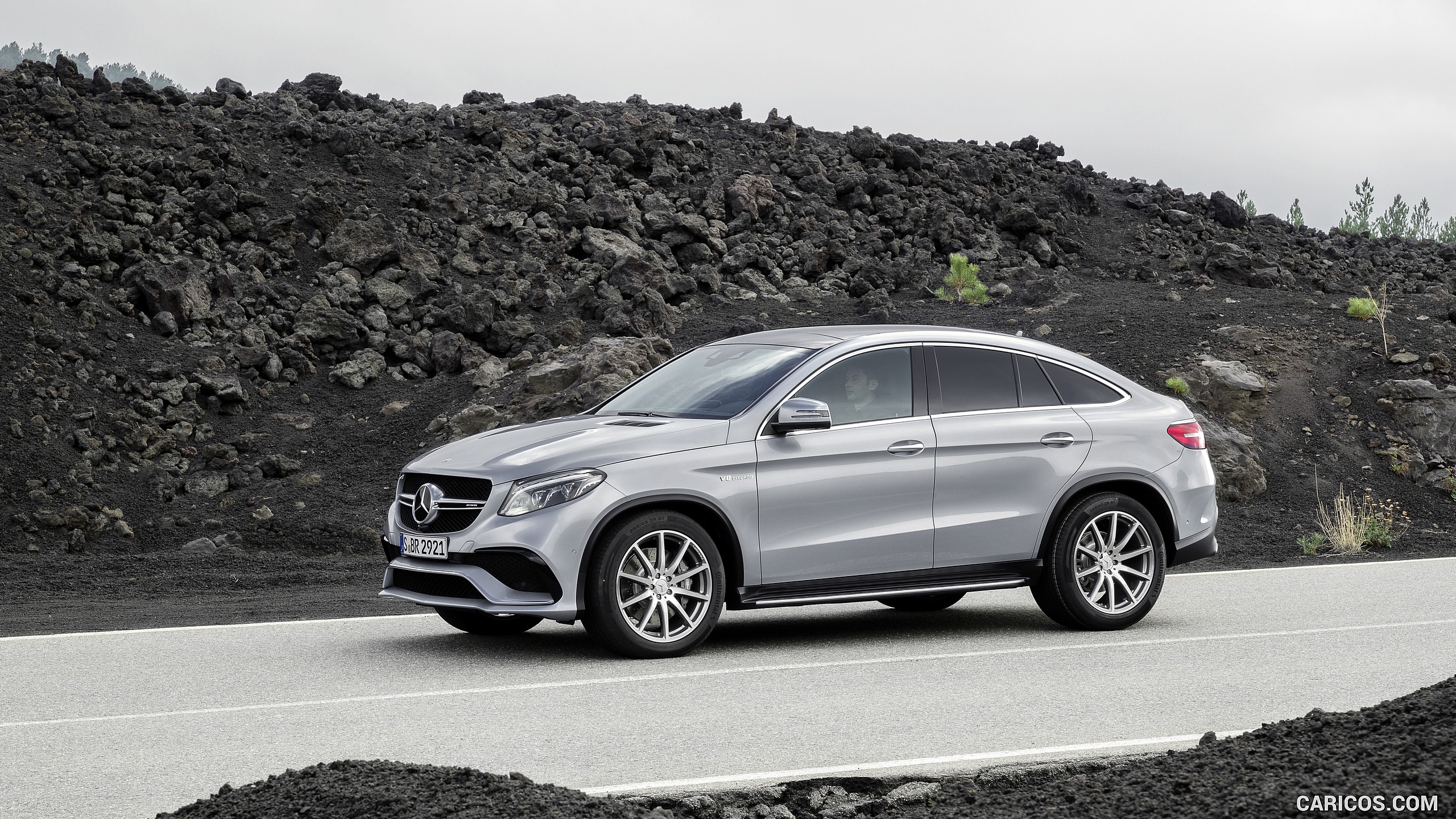 2016 Mercedes-AMG GLE 63 Coupe 4MATIC  - Side, #11 of 65