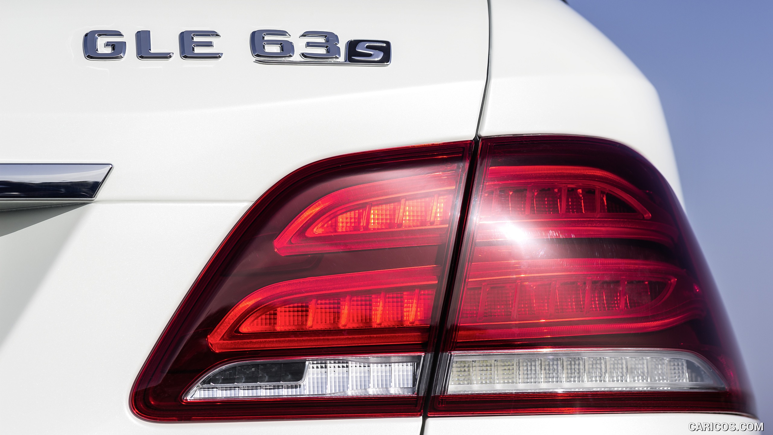 2016 Mercedes-AMG GLE 63 S (Designo Diamond White Bright)  - Tail Light, #15 of 68