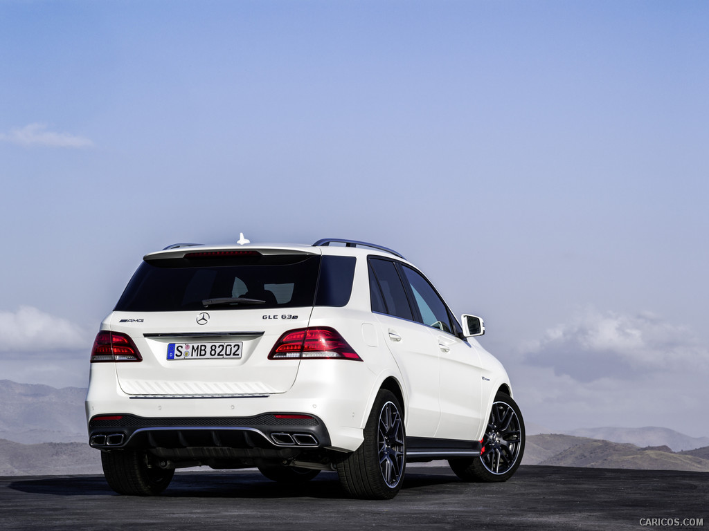 2016 Mercedes-AMG GLE 63 S (Designo Diamond White Bright)  - Rear