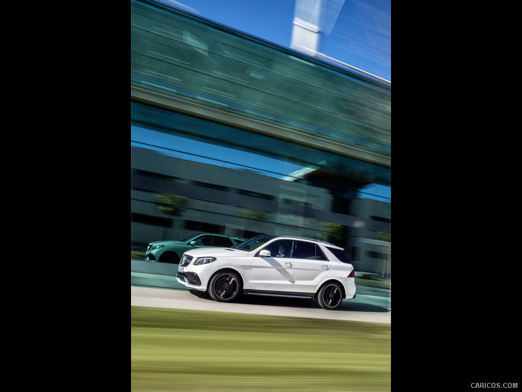 2016 Mercedes-AMG GLE 63 S (Designo Diamond White Bright)  - Side