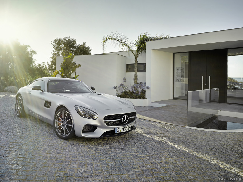 2016 Mercedes-AMG GT (Designo Iridium Silver Magno) - Front