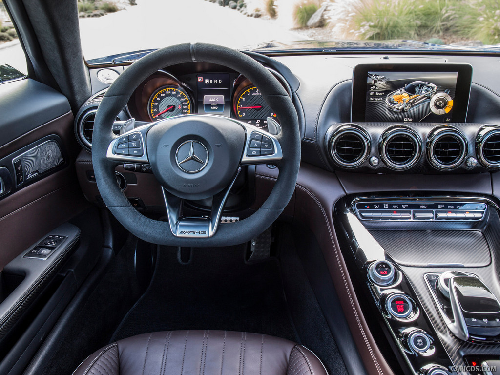 2016 Mercedes-AMG GT (US-Spec)  - Interior