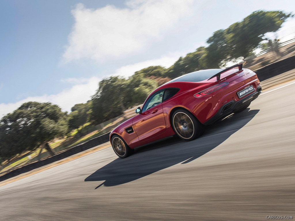 2016 Mercedes-AMG GT (US-Spec)  - Side