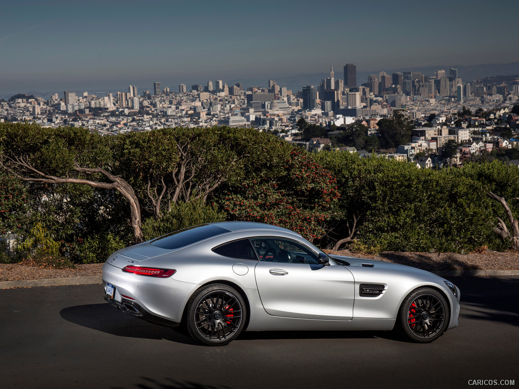 2016 Mercedes-AMG GT (US-Spec)  - Side