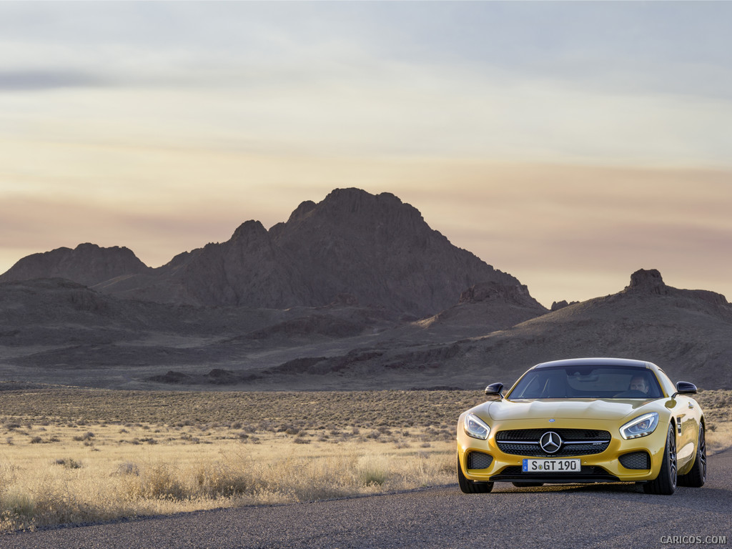 2016 Mercedes-AMG GT Exterior Night Package (Solarbeam) - Front